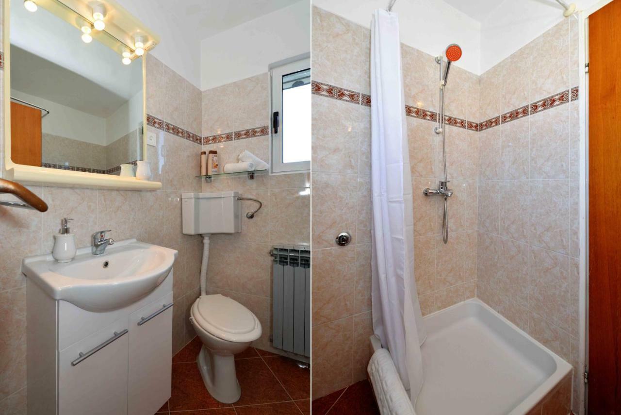 Apartmani Dora Murter Zewnętrze zdjęcie